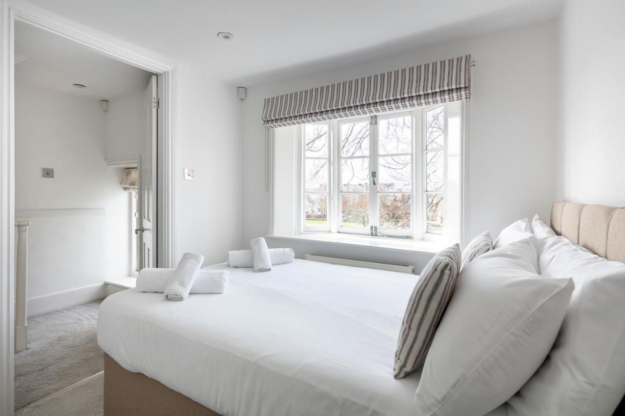 Castle Properties: The Duchess, 3 Bed Family Cottage Windsor Extérieur photo