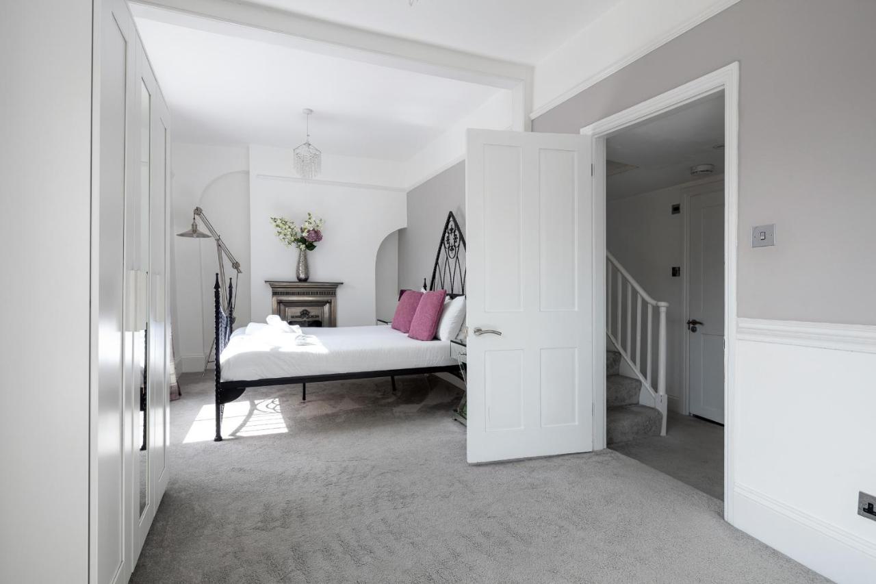 Castle Properties: The Duchess, 3 Bed Family Cottage Windsor Extérieur photo