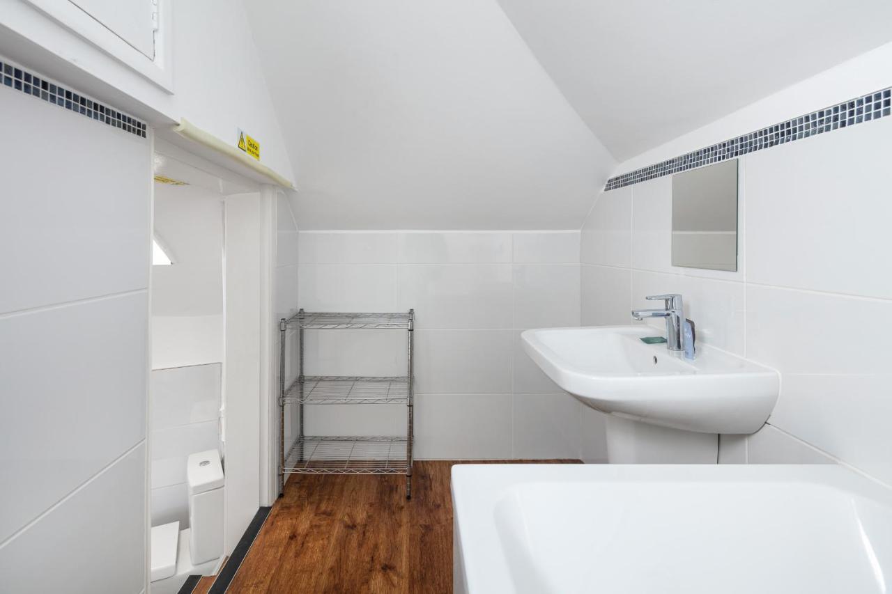 Castle Properties: The Duchess, 3 Bed Family Cottage Windsor Extérieur photo