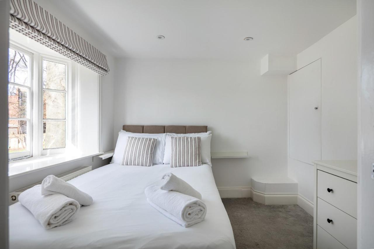 Castle Properties: The Duchess, 3 Bed Family Cottage Windsor Extérieur photo