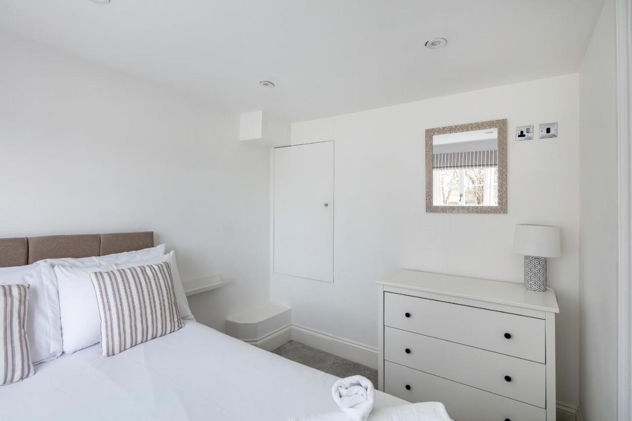 Castle Properties: The Duchess, 3 Bed Family Cottage Windsor Extérieur photo